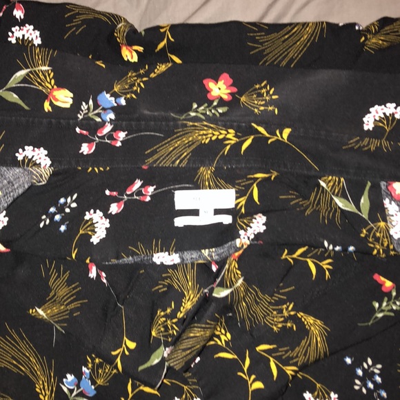 Black print button up shirt - Picture 3 of 5